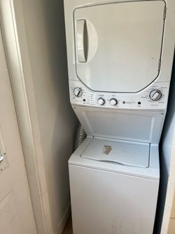 GE stacked Washer & Dryer