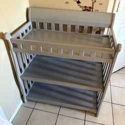 Changing Table / Changing Pad 