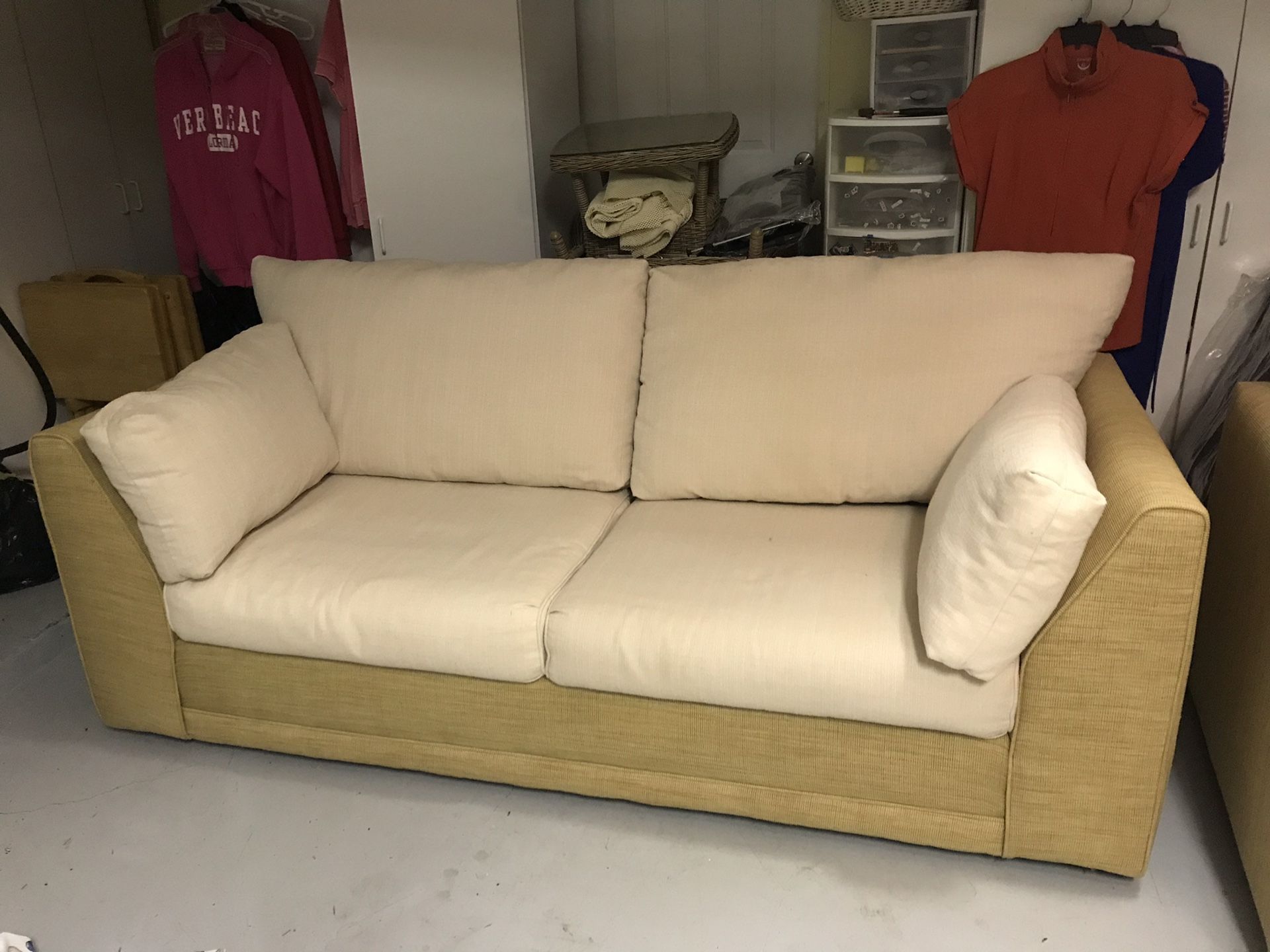 City Furniture Sofa Bed/Loveseat/Chair/Ottoman Set Ivory/Off White/Beige - GENTLY USED LIKE NEW!!!