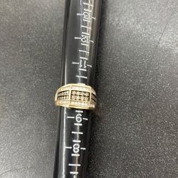 10k Mens Yellow Gold Diamond Ring