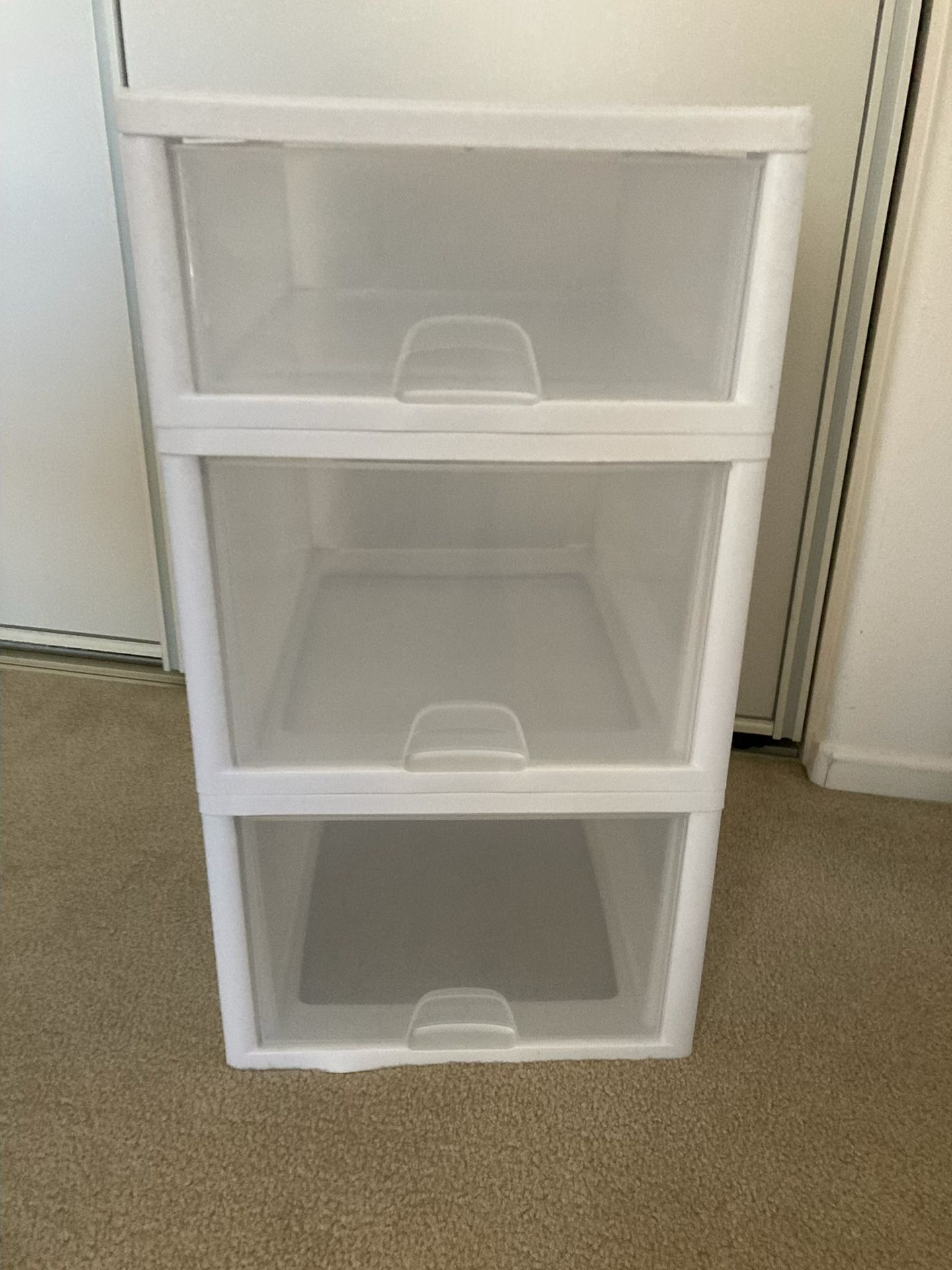 Stackable drawer storage.
