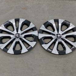 NEW OEM TOYOTA PRIUS CENTER CAPS FOR ANY PRIUS WITH 15" WHEELS JUST THE CENTER CAPS NOT WHEELS 
