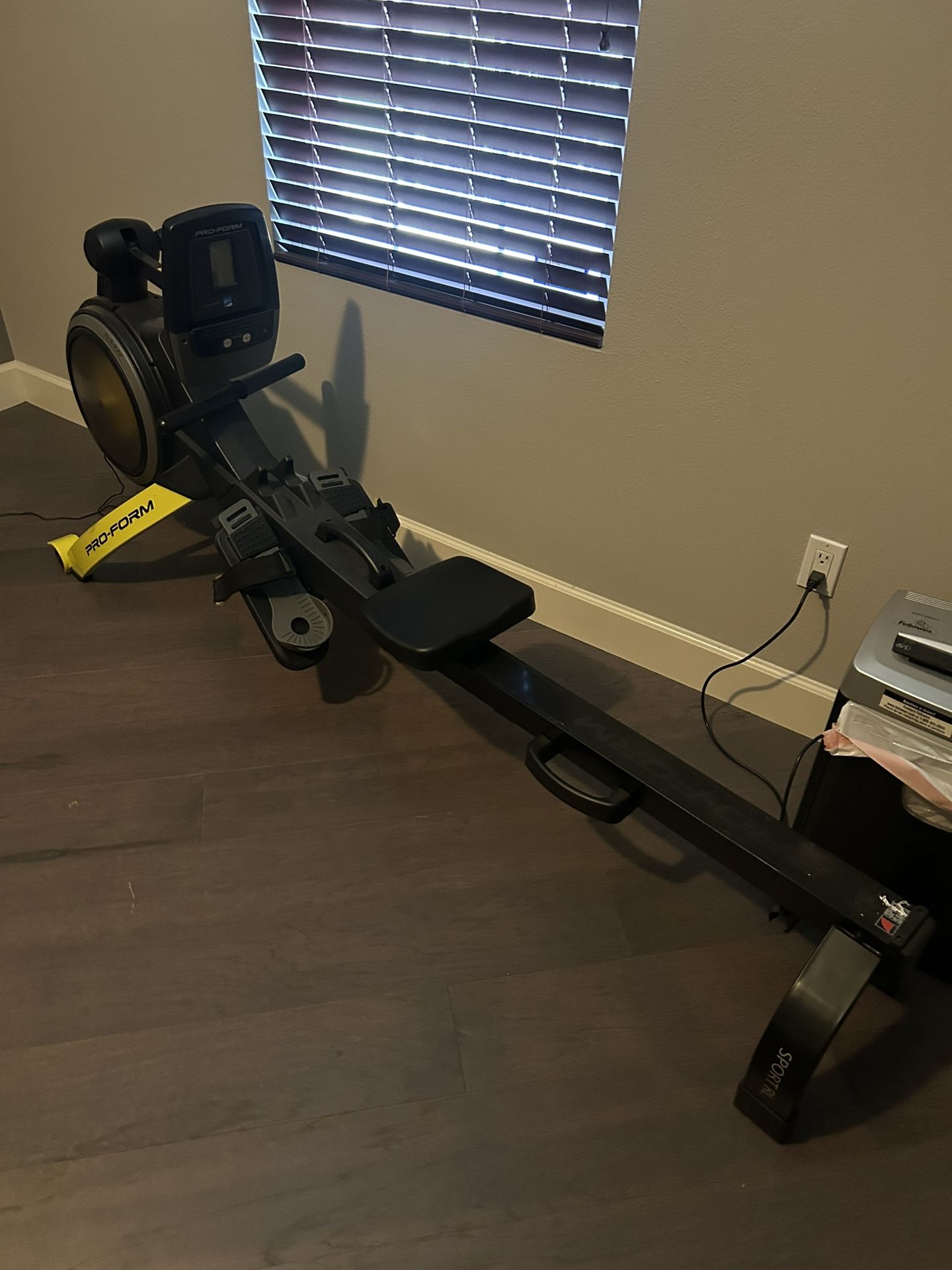 Pro-Form Row / Rower Machine