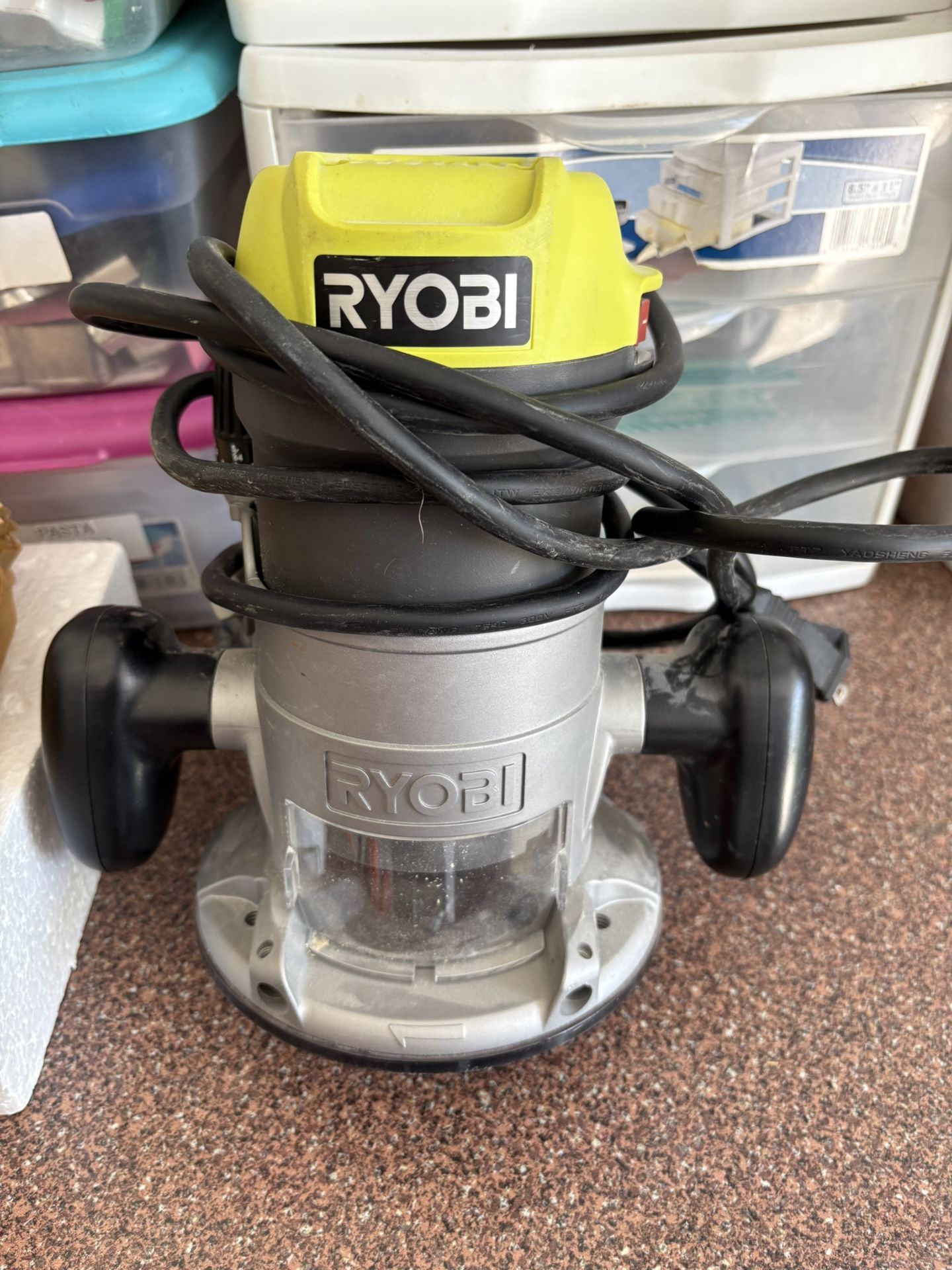 reuter Ryobi R163G