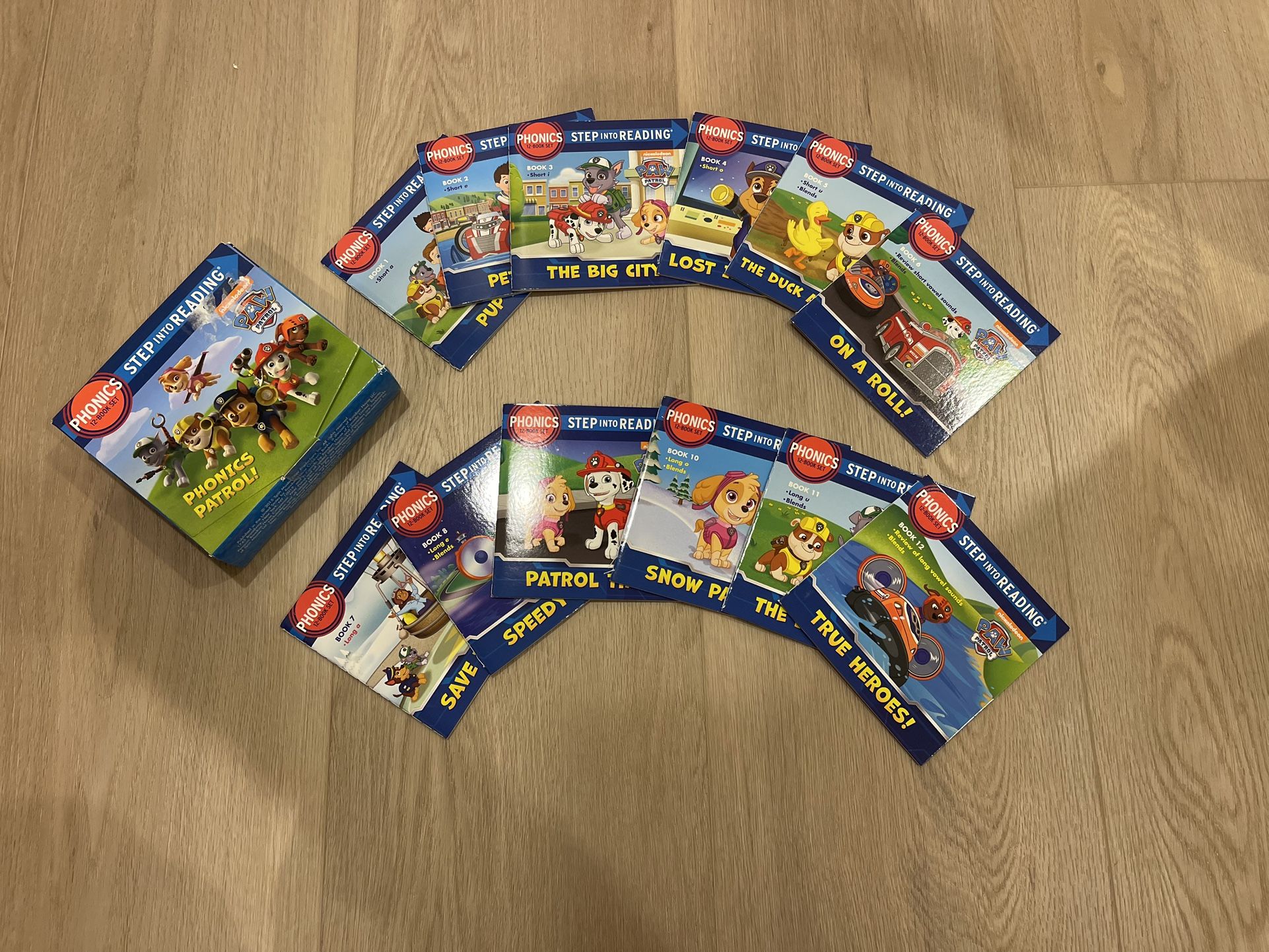 Paw Patrol Phonics Box Set