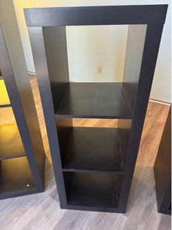 Cube shelving