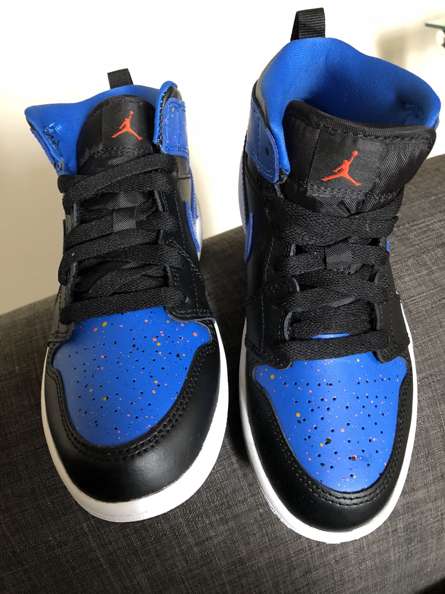 Jordan’s 1 size 1y Brand New
