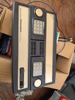 Mattel electronic INTELLISION intelligent  television  with 12 games