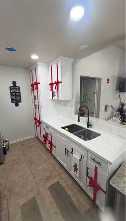 Kitchen cabinets  FINANCING AVAILABLE 18 MONTHS NO INTEREST 0 DOWNPAYMENT