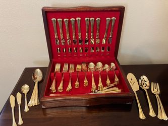 ESTATE SALE: Towle cutlery