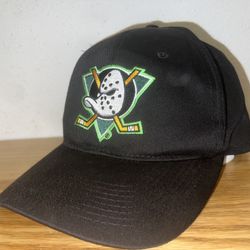 Vintage Disney Mighty Ducks Die Hard Duck Hat