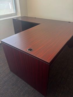 L-Shaped Executive Office Desk Mahogany