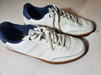 PENGUIN Braylon sneaker size 10