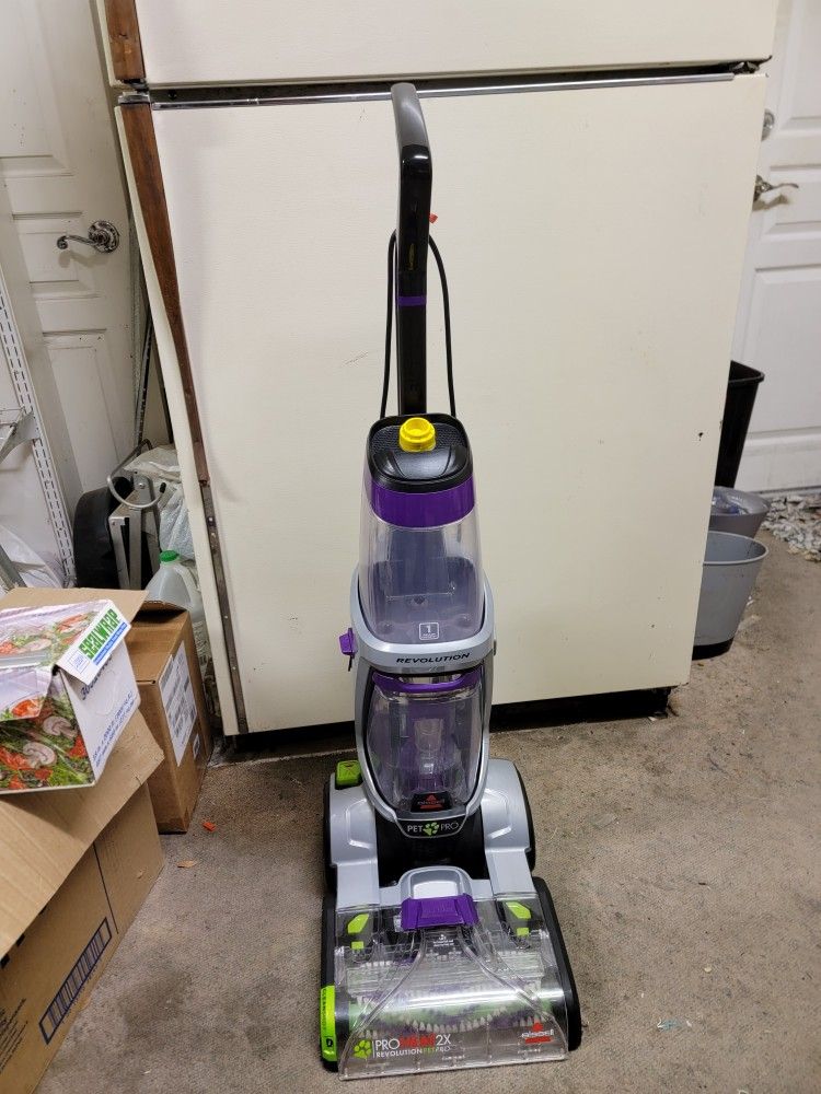 Bissell Carpet Shampooer