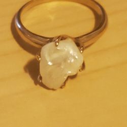 10k Mother Of Pearl Ring
