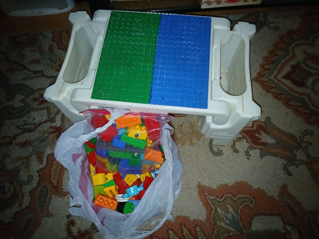 Vintage Lapper Duplo Table With Legos