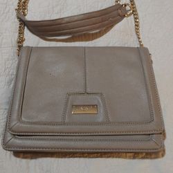BCBG leather gray purse

BCBGeneration