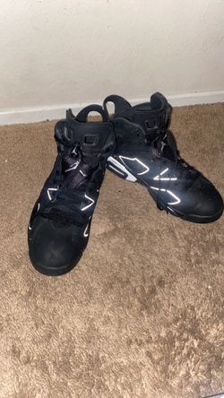 Jordan 6 cap and gown size 8.5