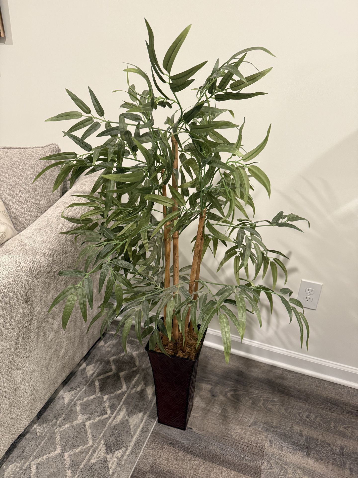 Artificial Bamboo Tree/ Metal Planter (4 Ft 2)