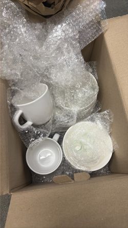 Bowls/Plates/drinking glasses