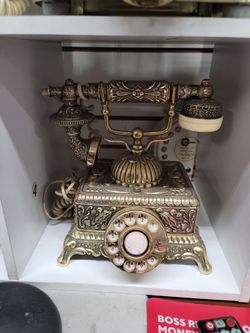Antique phone