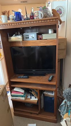 Entertainment Cabinet,no tv.  S.W.Arl
