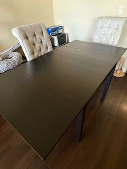 Expandable Dining Table