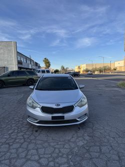 2015 KIA Forte 5-Door