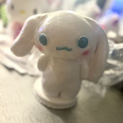 cinnamoroll hello kitty piggy banks