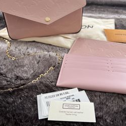Louis Vuitton Felice In Pink Vernis for Sale in Glendale, CA - OfferUp