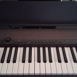  Electric Keyboard 