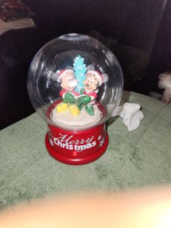 Disney Snow Globe Plastic
