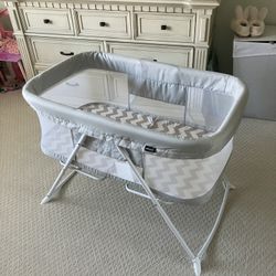 MiClassic Brand crib