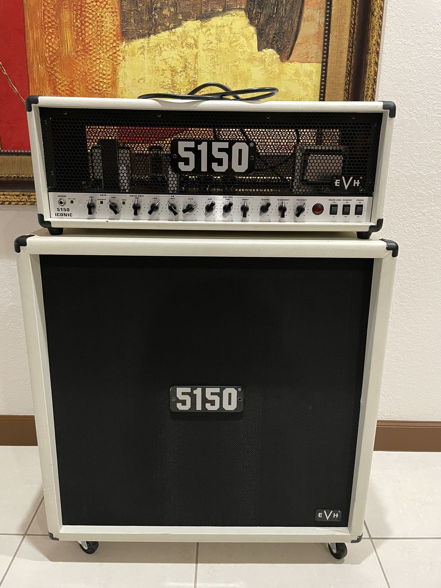 EVH 5150 Iconic Guitar Amp head and 4x12 Cab