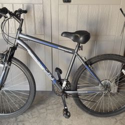Bicycle Mountain Bike 
