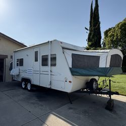 2001 Bantam Trail Lite 21ft Travel Trailer 