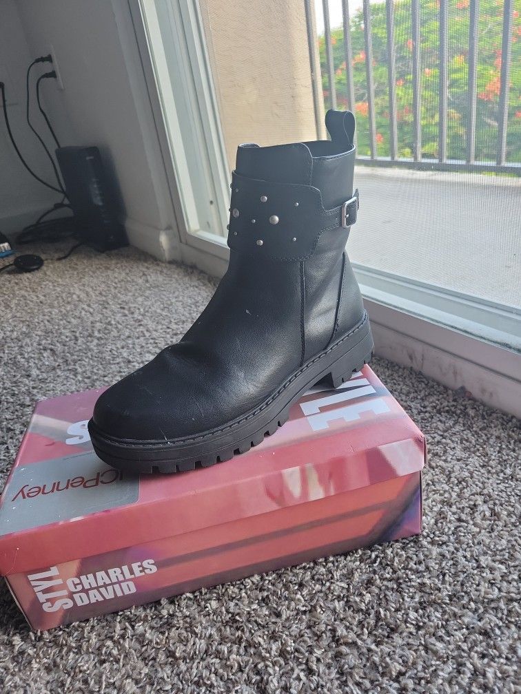 Girl's Boots
