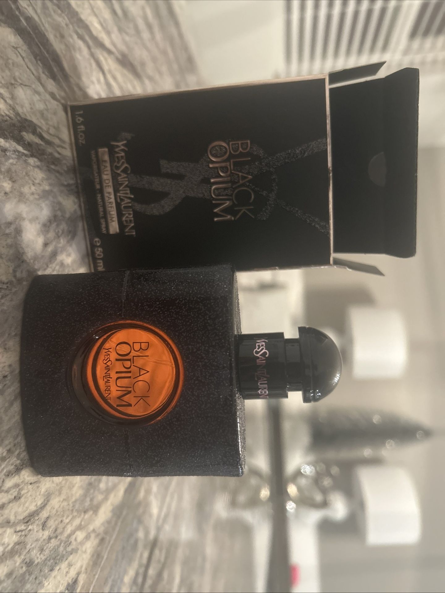 EAU DE PARFUME