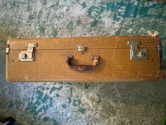 Wheary vintage tweed suitcase