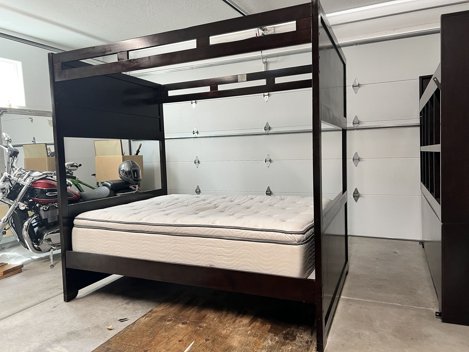 Full Size Bed Frame & Mattress