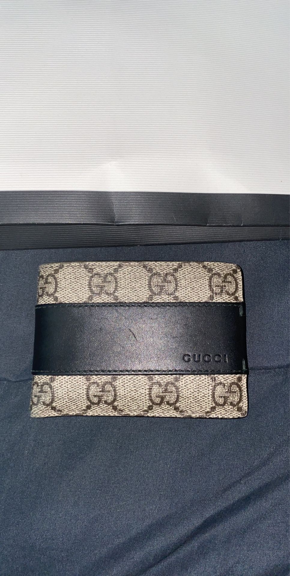 Gucci GG Supreme Wallet