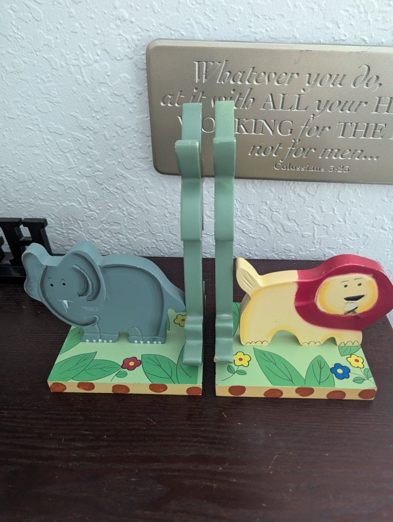 Nursery Animal Book Ends