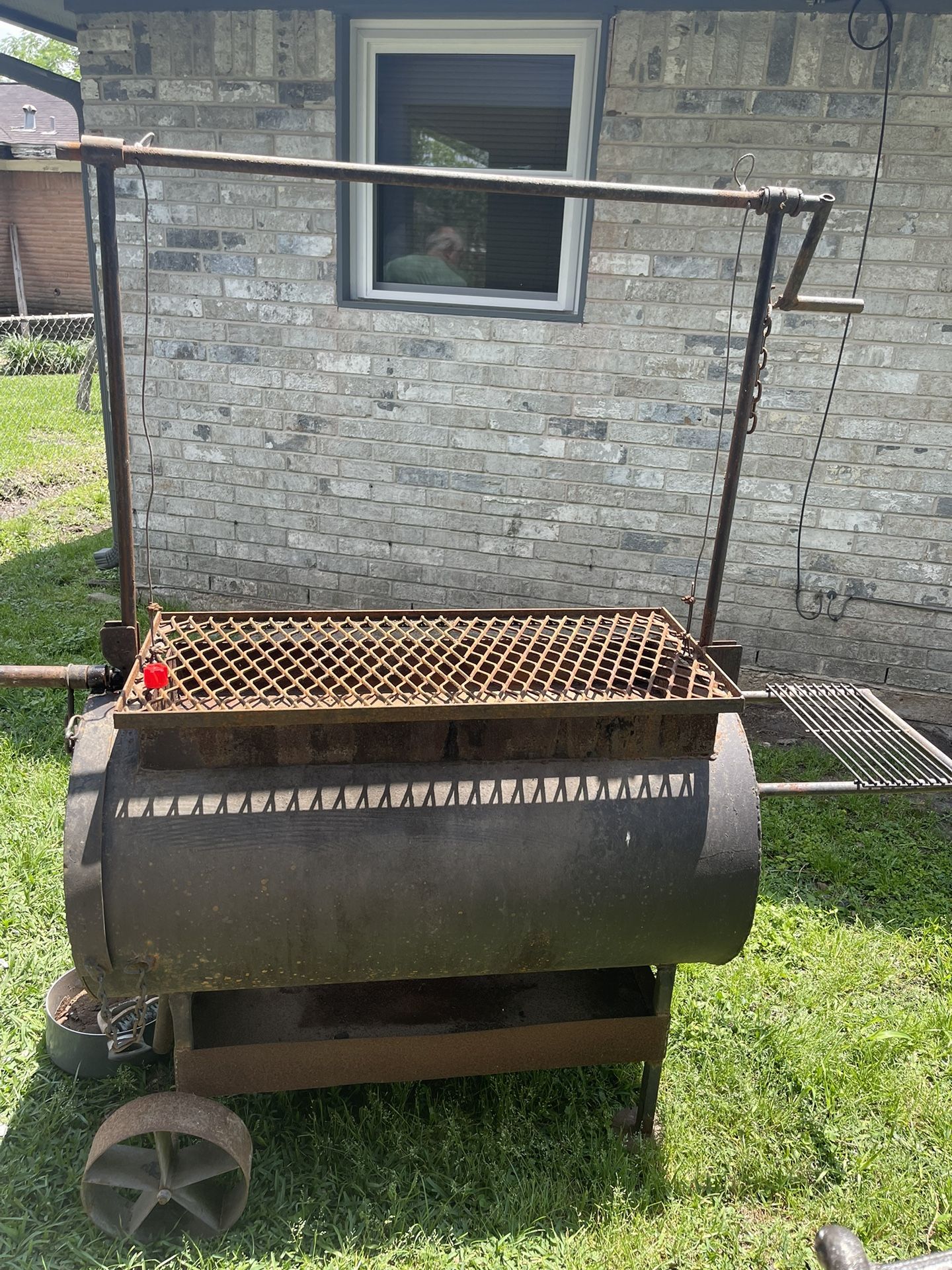 Grill (Asador / Ataúd) for Sale in Pasadena, TX OfferUp
