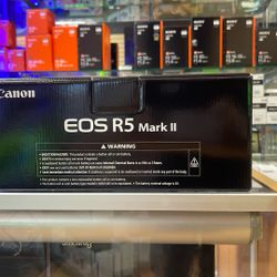 Canon R5 Mark III 