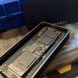 Western Digital 2TB NVME 2.0 - WD -SN 7100 SSD W/ ACASIS Enclosure