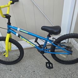 Blue & Yellow Diamondback Viper Jr 16" Kids BMX Bike - Good Condition! $60