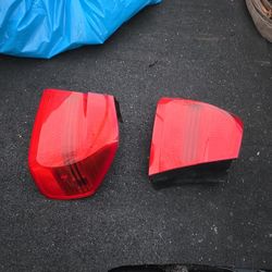 Bmw 330i 2006 TAIL LIGHT