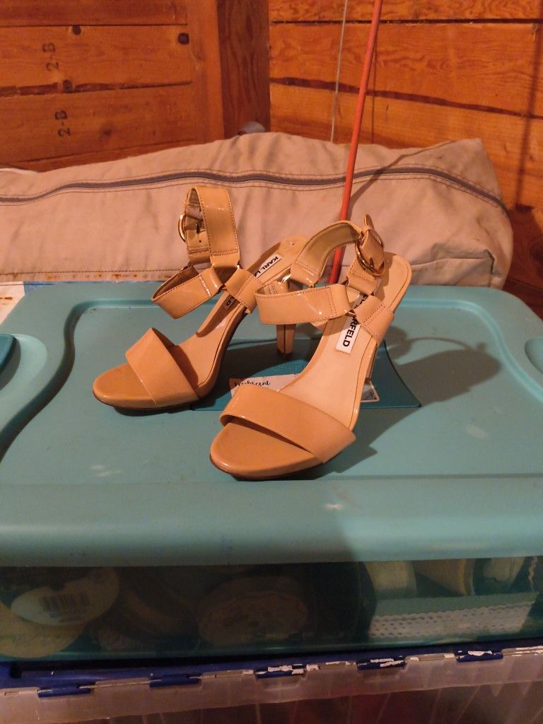 Karl Lagerfeld Nude Heels Size 6. OPEN TO OFFERS