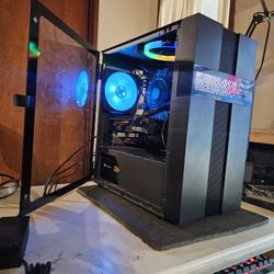 Gaming PC. 12th Gen. CPU. 32GB Ram. 1TB SSD. GPU: GTX Graphics.