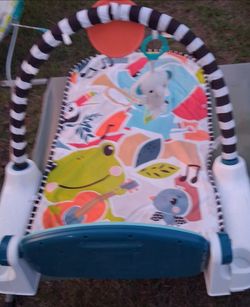 Fisher Price Kick and Play